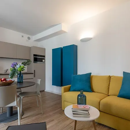 Apartment Beplace In Porta Nuova Milan